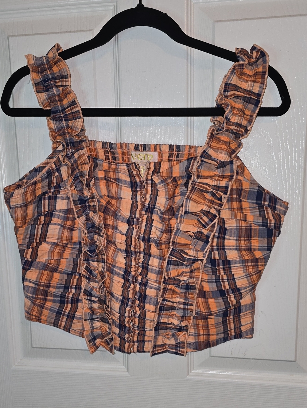 Ruffle-Trim Plaid Crop Top in Peach and Navy